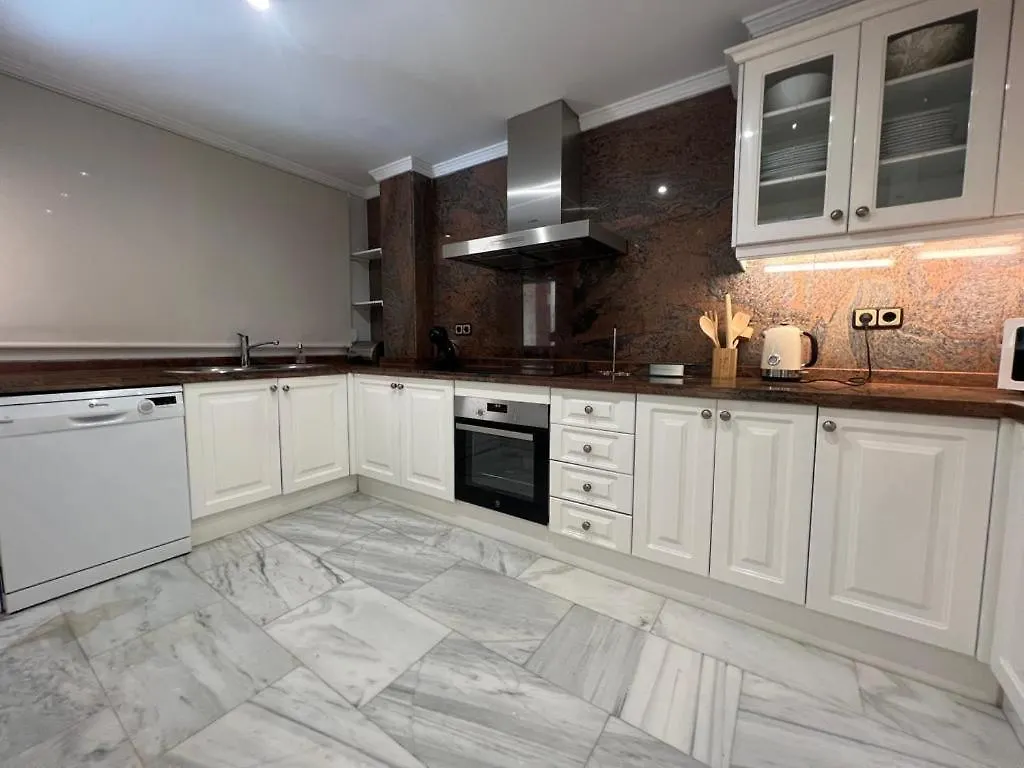 Magna Marbella Apartment