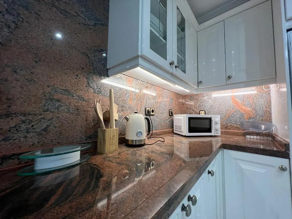 Magna Marbella Apartment